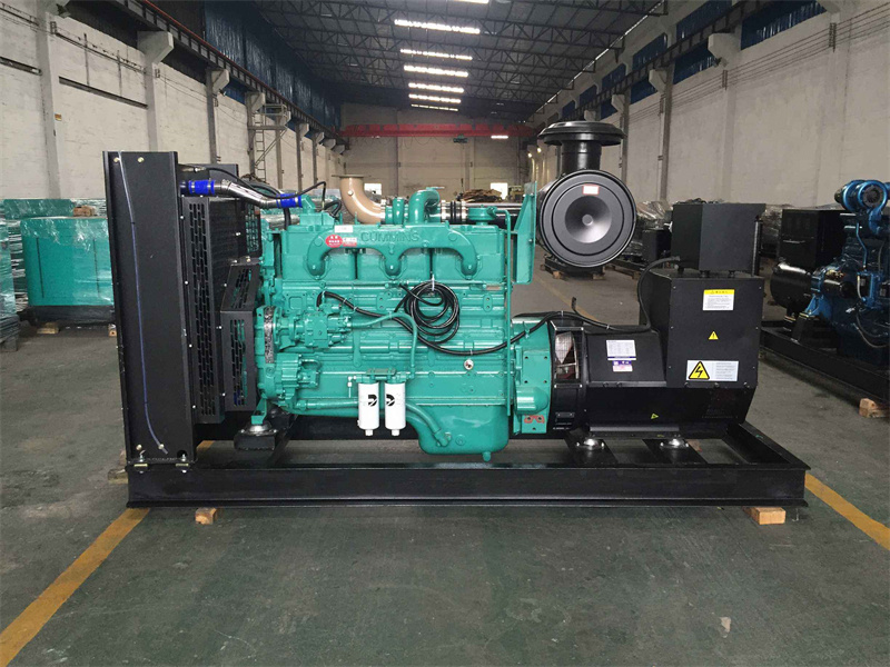 雅安发电机出租租赁如何保证柴油发电机组的正常运行？