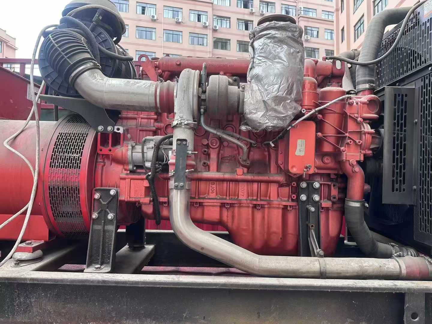 雅安如何选择适合 600kW 柴油发电机组的过载保护器？