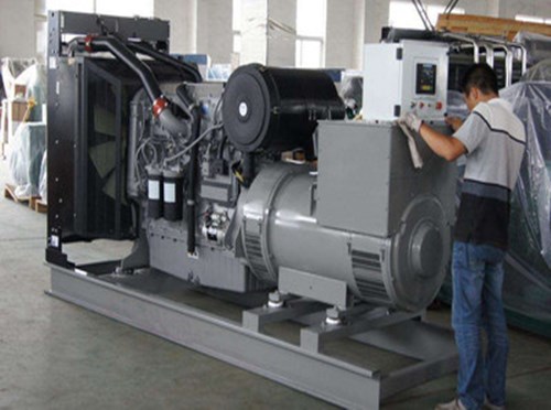 雅安柴油发电机空气滤清器堵塞会对发电机组产生哪些影响？