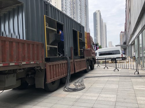 雅安柴油发电机空气滤清器在不同季节的更换周期是否有差异？