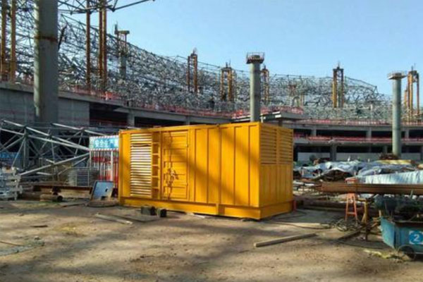 雅安发电机出租如何判断空气滤清器是否需要更换？