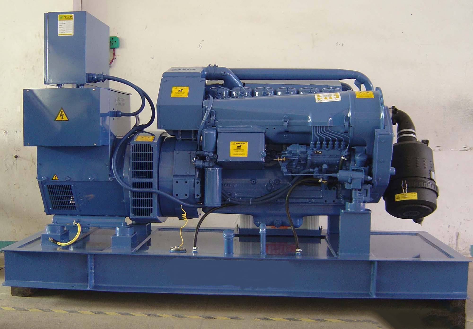 雅安汽油发电机组冬季启动前，电瓶需要做哪些检查和维护？